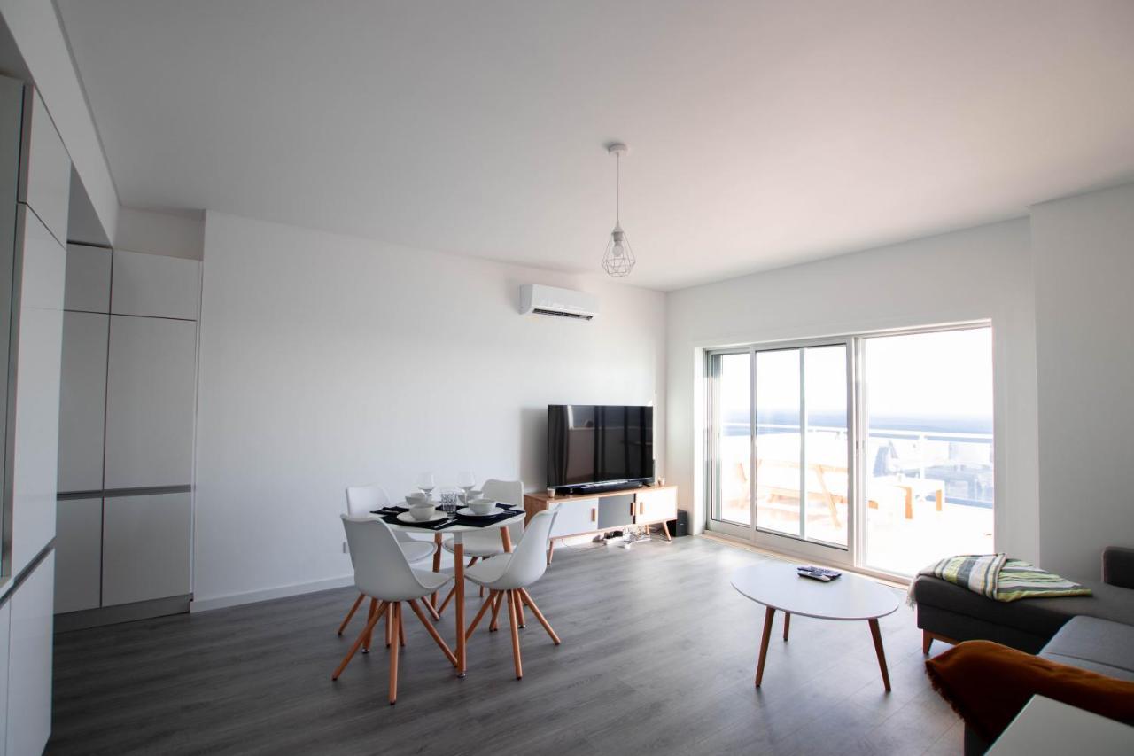 Lovely Sea View Apartment Sesimbra Luaran gambar