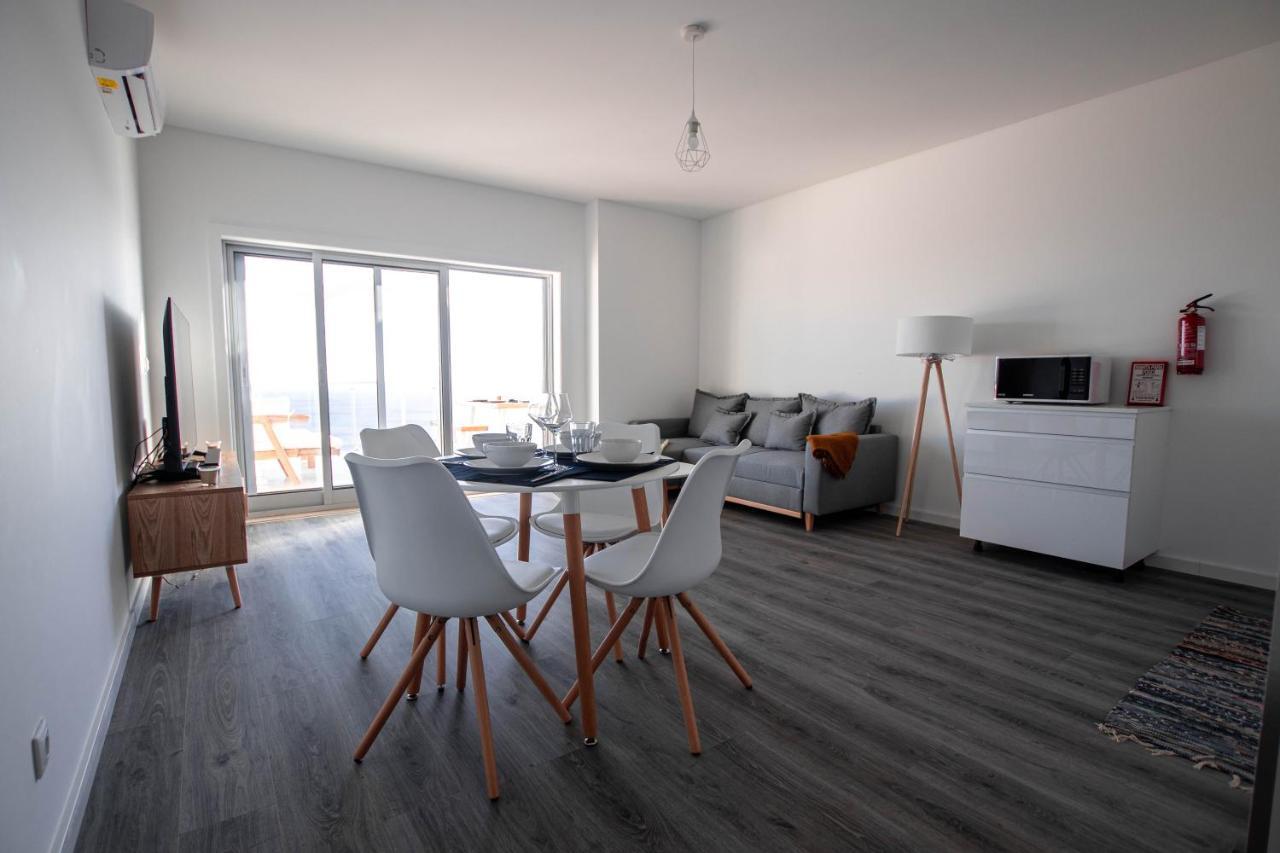 Lovely Sea View Apartment Sesimbra Luaran gambar