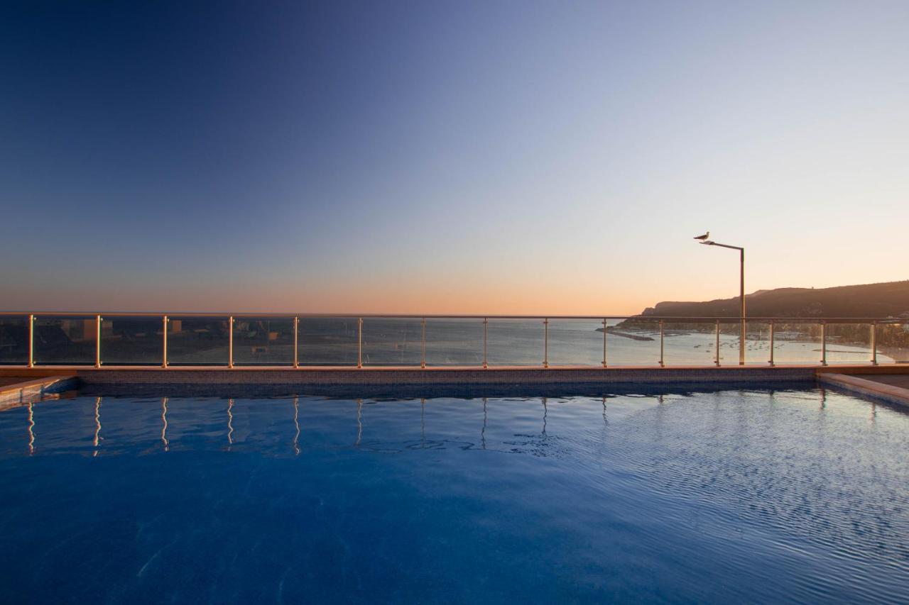 Lovely Sea View Apartment Sesimbra Luaran gambar